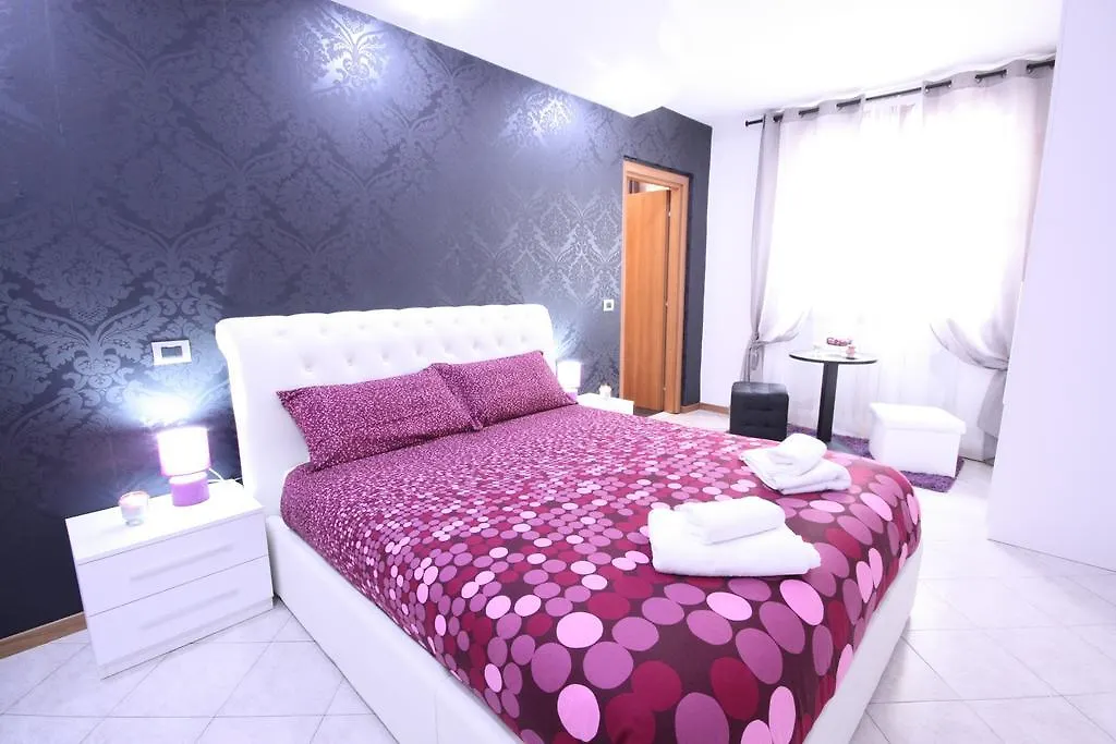 B&B Black&White And Apartments Cantu